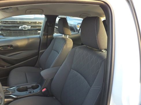 Used 2025 Toyota Corolla LE image 15