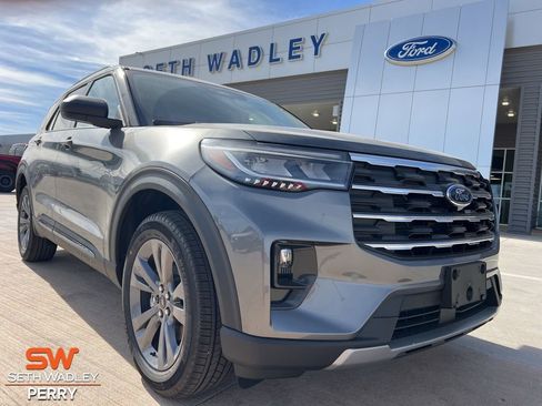 New 2026 Ford Explorer Active w/ Active Comfort Package image 11