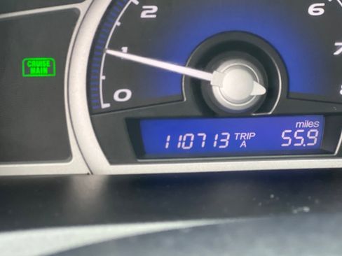 Used 2011 Honda Civic LX image 19