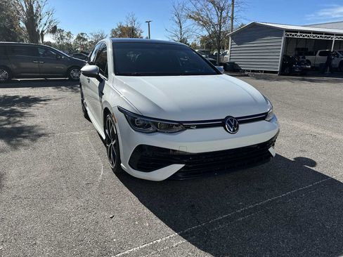 Used 2023 Volkswagen Golf R image 8