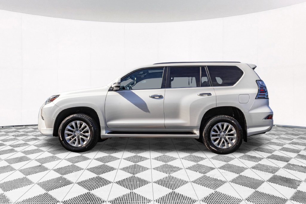 Used 2023 Lexus GX 460 Premium w/ Premium Package AWD/4WD image 7