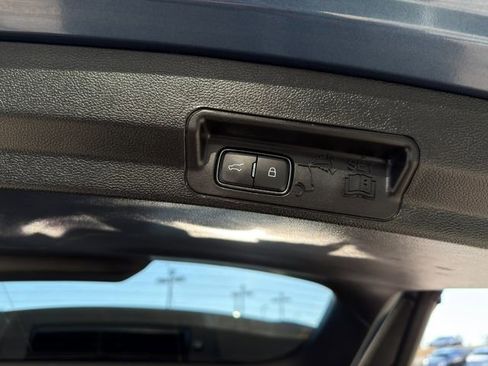 Used 2020 Ford Explorer Limited w/ Hybrid Equipment Group 310A image 50