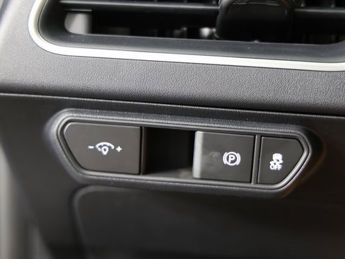 New 2025 Kia K4 LXS image 22