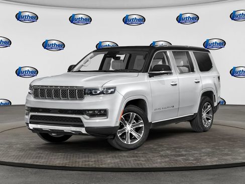 Used 2022 Jeep Grand Wagoneer Series III AWD/4WD image 2
