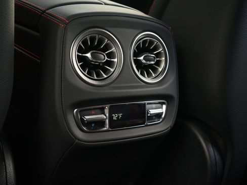 Used 2025 Mercedes-Benz G 63 AMG 4MATIC image 18