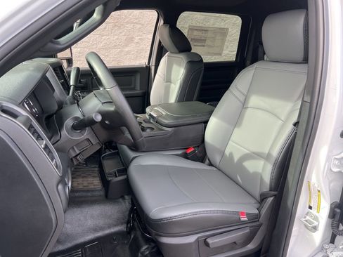 New 2026 RAM 5500 Tradesman AWD/4WD image 22