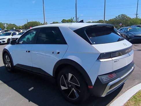 New 2026 Hyundai Ioniq 5 SEL RWD image 7
