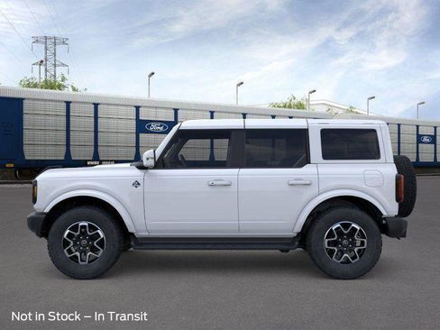 New 2025 Ford Bronco Outer Banks image 24