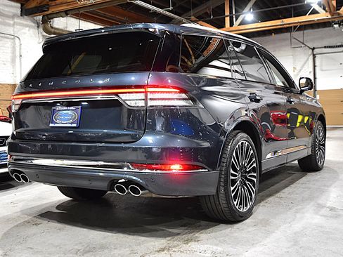 Used 2022 Lincoln Aviator Black Label image 8