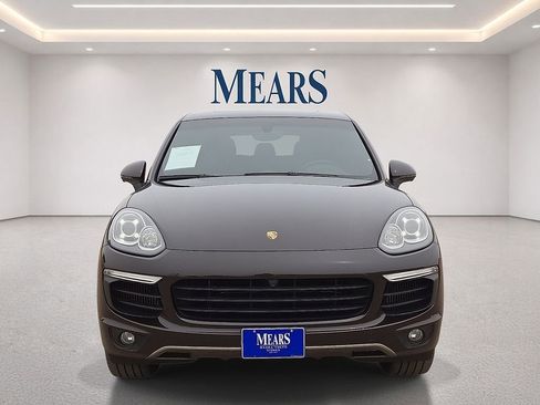 Used 2018 Porsche Cayenne S AWD/4WD image 8