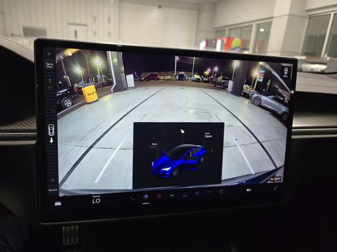 Used 2021 Tesla Model S Plaid image 29