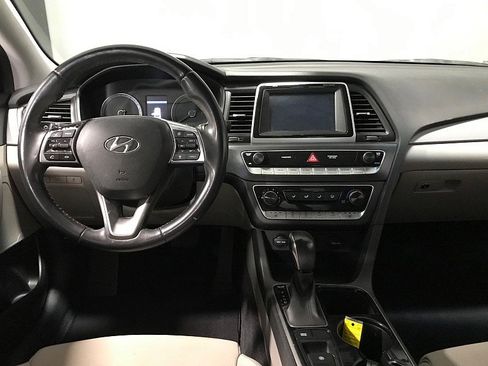 Used 2018 Hyundai Sonata SEL w/ Tech Package 02 FWD image 21