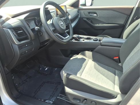 Certified 2023 Nissan Rogue SV AWD/4WD image 11