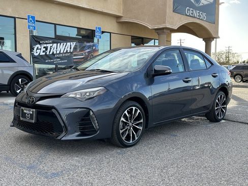 Used 2019 Toyota Corolla SE image 2
