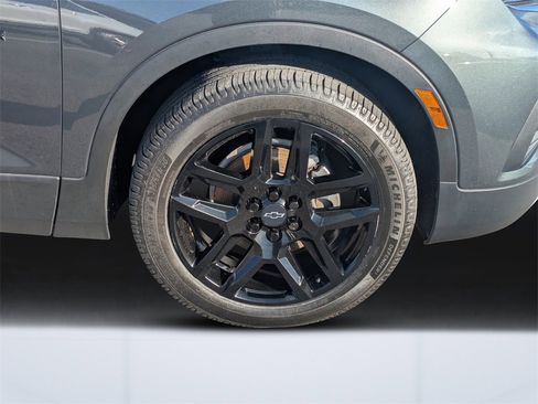 Used 2020 Chevrolet Blazer LT w/ Sound & Technology Package image 9