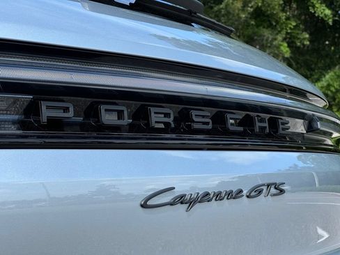 Certified 2026 Porsche Cayenne GTS AWD/4WD image 25