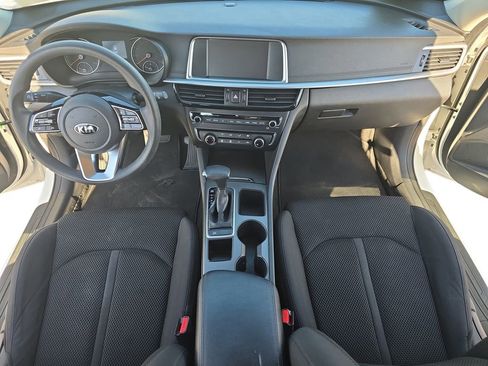 Used 2020 Kia Optima LX image 11