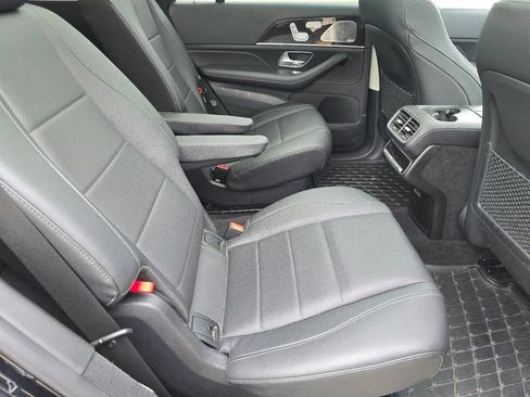 Certified 2023 Mercedes-Benz GLS 450 4MATIC image 22