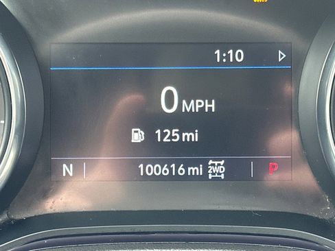 Used 2021 Buick Encore GX Essence image 16