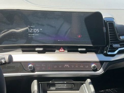 Certified 2025 Kia Sportage EX AWD/4WD image 14