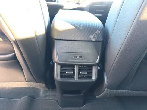 New 2026 Chevrolet Equinox LT image 30