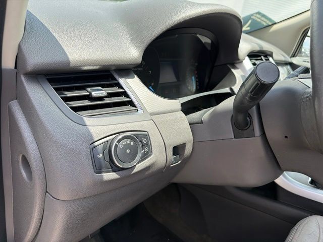 Used 2013 Ford Edge SEL FWD image 18
