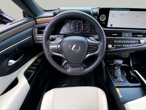 Certified 2024 Lexus ES 350 w/ Premium Package FWD image 6