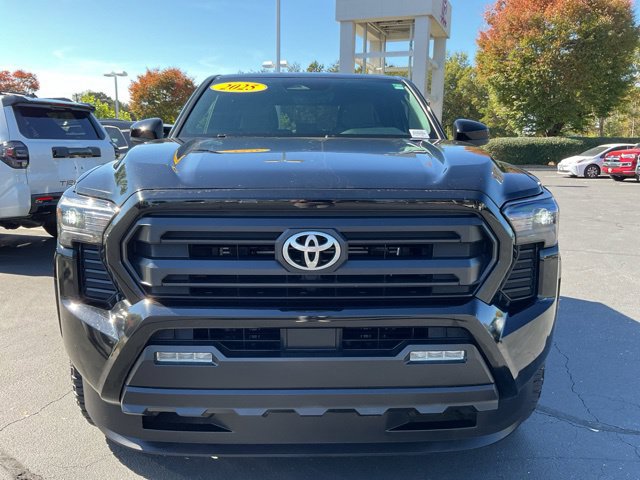 Used 2025 Toyota Tacoma SR5 AWD/4WD image 4