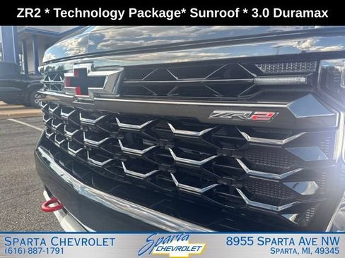 Used 2024 Chevrolet Silverado 1500 ZR2 w/ Technology Package AWD/4WD image 10
