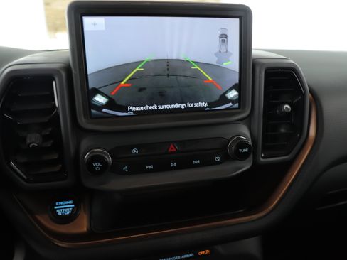 Used 2024 Ford Bronco Sport Outer Banks w/ Tech Package AWD/4WD image 12