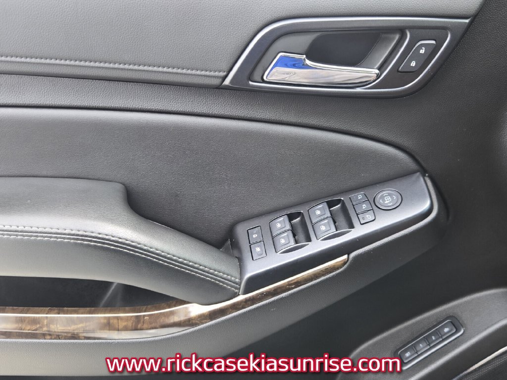 Used 2019 Chevrolet Tahoe LT w/ RST Edition RWD image 31