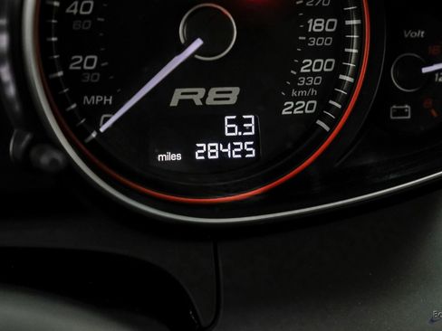 Used 2010 Audi R8 V10 image 87
