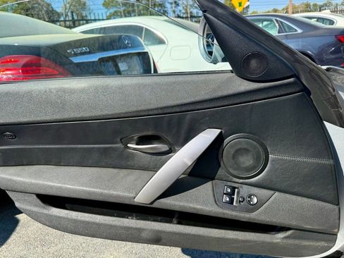 Used 2008 BMW Z4 3.0si image 15