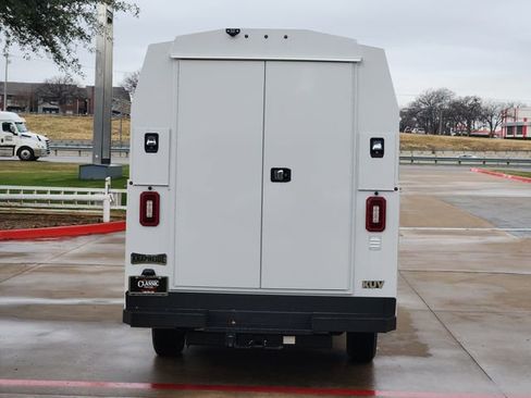 New 2024 Chevrolet Express 3500 w/ Power Convenience Package RWD image 12
