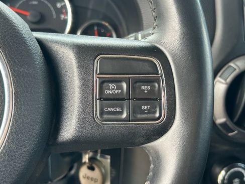 Used 2014 Jeep Wrangler Sport w/ Quick Order Package 24S AWD/4WD image 19