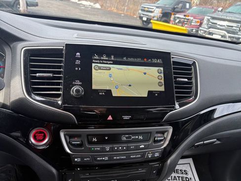 Used 2020 Honda Pilot Touring image 21
