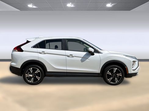 Used 2025 Mitsubishi Eclipse Cross SE AWD/4WD image 8