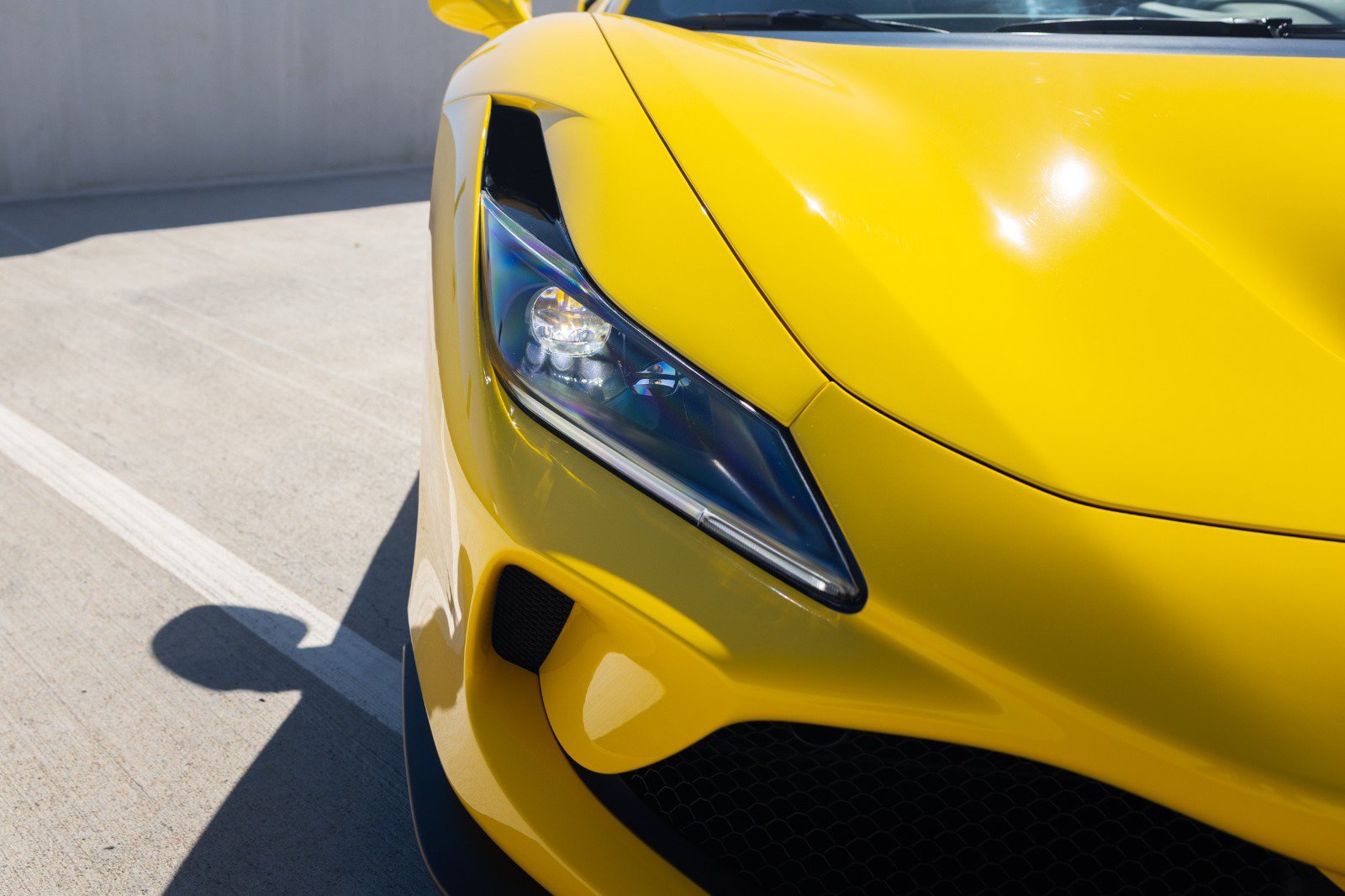 Used 2022 Ferrari F8 Tributo RWD image 20