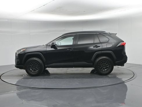 Used 2019 Toyota RAV4 XLE AWD/4WD image 29