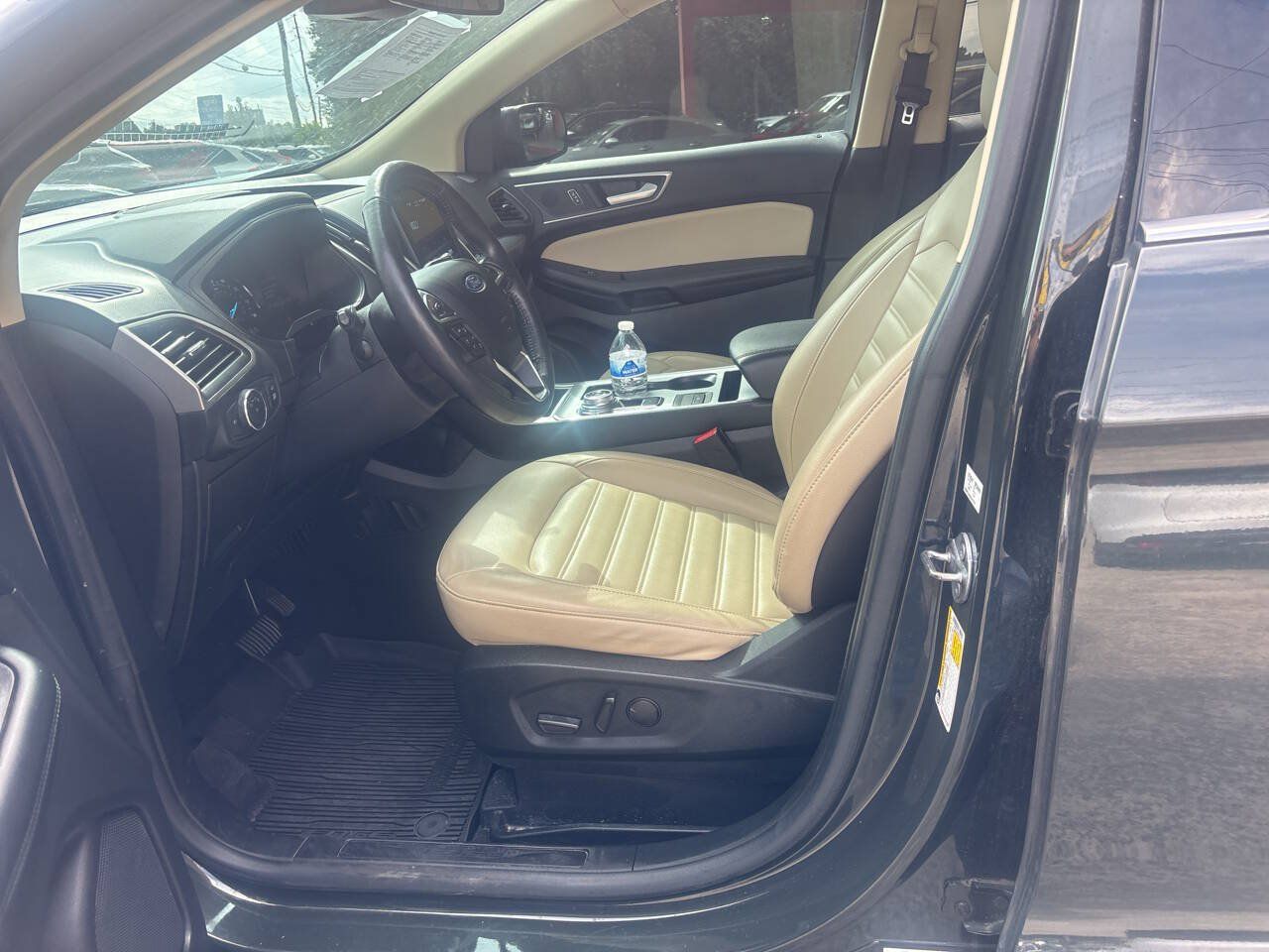 Used 2022 Ford Edge SEL w/ Convenience Package AWD/4WD image 9