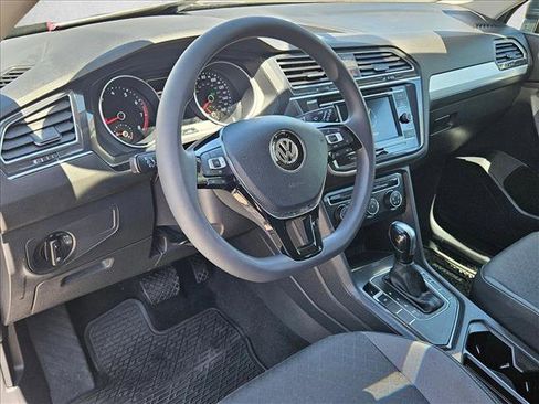 Used 2021 Volkswagen Tiguan S FWD image 10