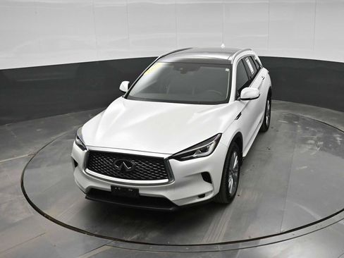 Used 2023 INFINITI QX50 Luxe AWD/4WD image 21