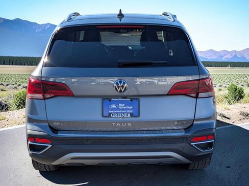 Used 2023 Volkswagen Taos SEL AWD/4WD image 5
