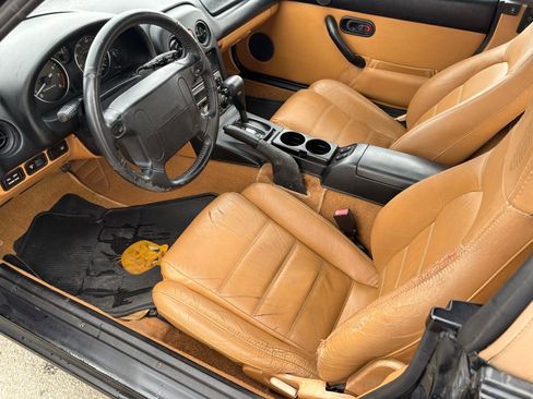 Used 1995 MAZDA MX-5 Miata RWD image 54