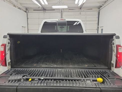 Used 2015 Ford F250 Lariat w/ FX4 Off-Road Package image 9