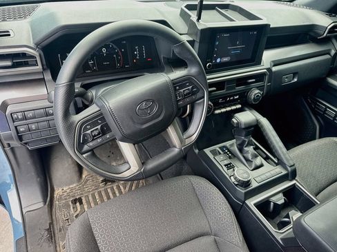 Used 2026 Toyota 4Runner SR5 AWD/4WD image 10