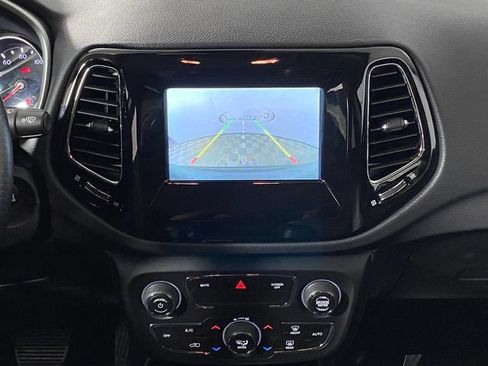Used 2020 Jeep Compass Latitude AWD/4WD image 15