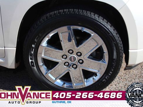 Used 2015 GMC Acadia Denali image 13