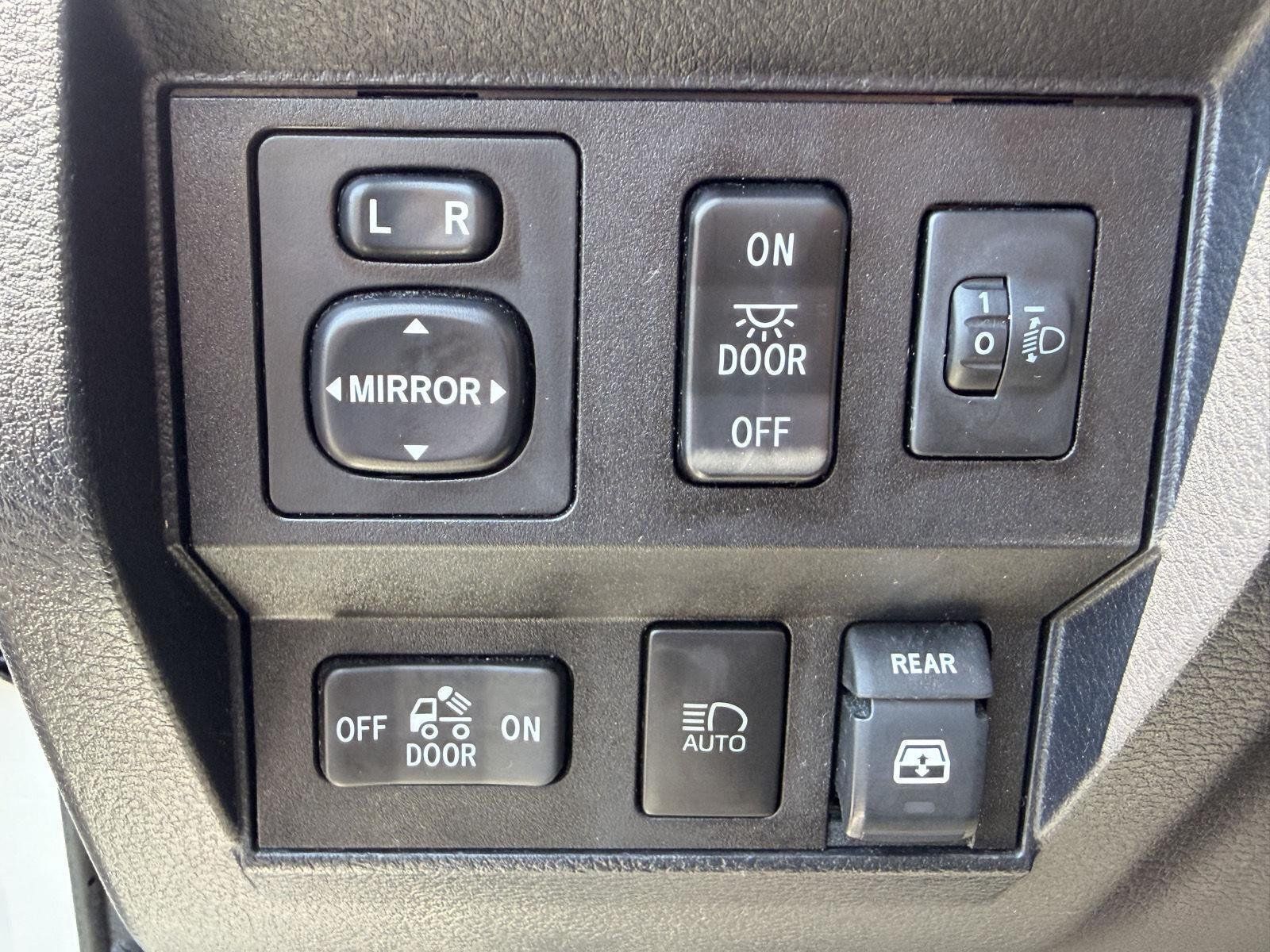 Used 2019 Toyota Tundra SR5 w/ TRD Sport Package AWD/4WD image 14