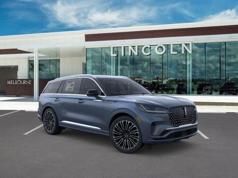 New 2026 Lincoln Aviator Black Label w/ Dynamic Handling Package AWD/4WD image 7